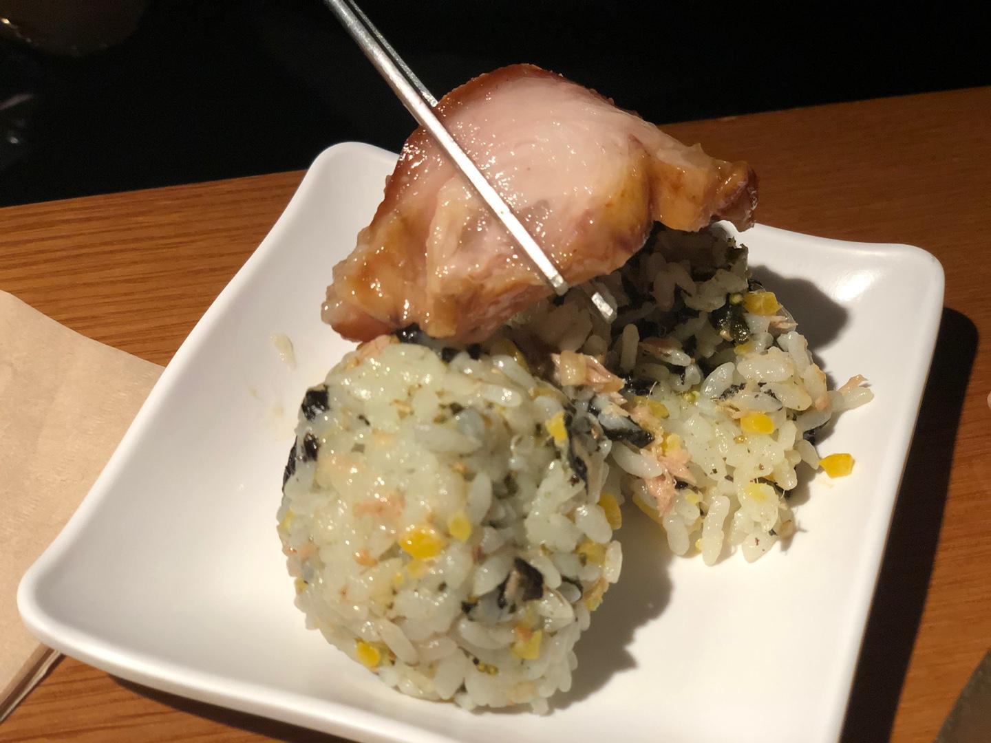 korea, seoul, hongdae, pork trotters, jokbal, korean food, review